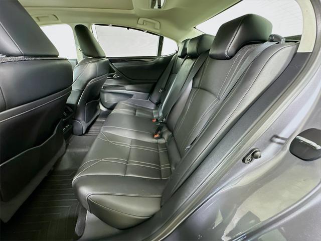 used 2021 Lexus ES 350 car, priced at $32,200