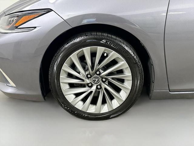 used 2021 Lexus ES 350 car, priced at $32,200
