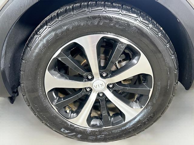 used 2017 Kia Sorento car, priced at $12,877