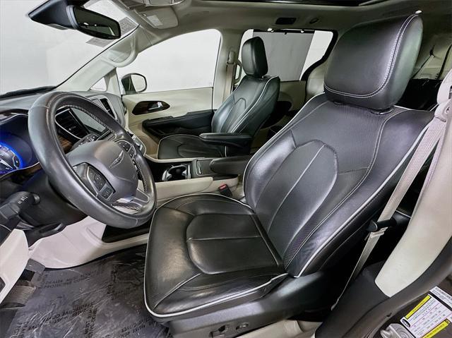 used 2022 Chrysler Pacifica car, priced at $23,400