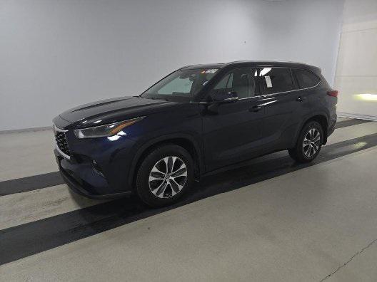 used 2021 Toyota Highlander car, priced at $25,976