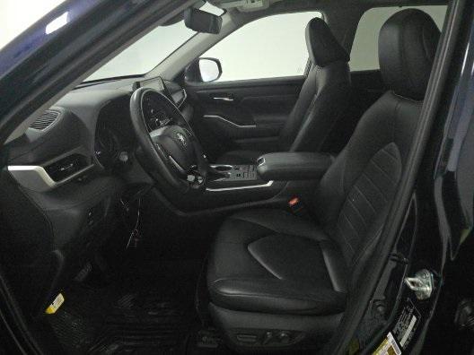 used 2021 Toyota Highlander car, priced at $25,976