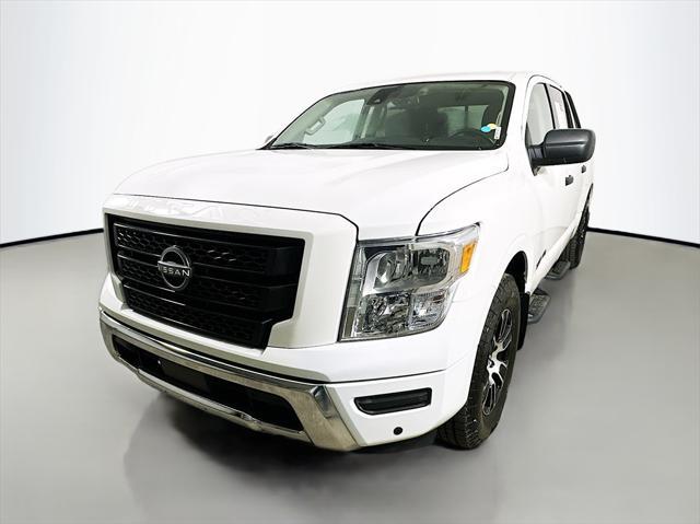 used 2023 Nissan Titan car, priced at $29,800