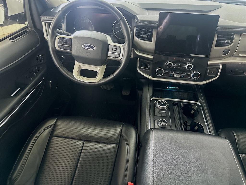 used 2022 Ford Expedition car, priced at $32,900