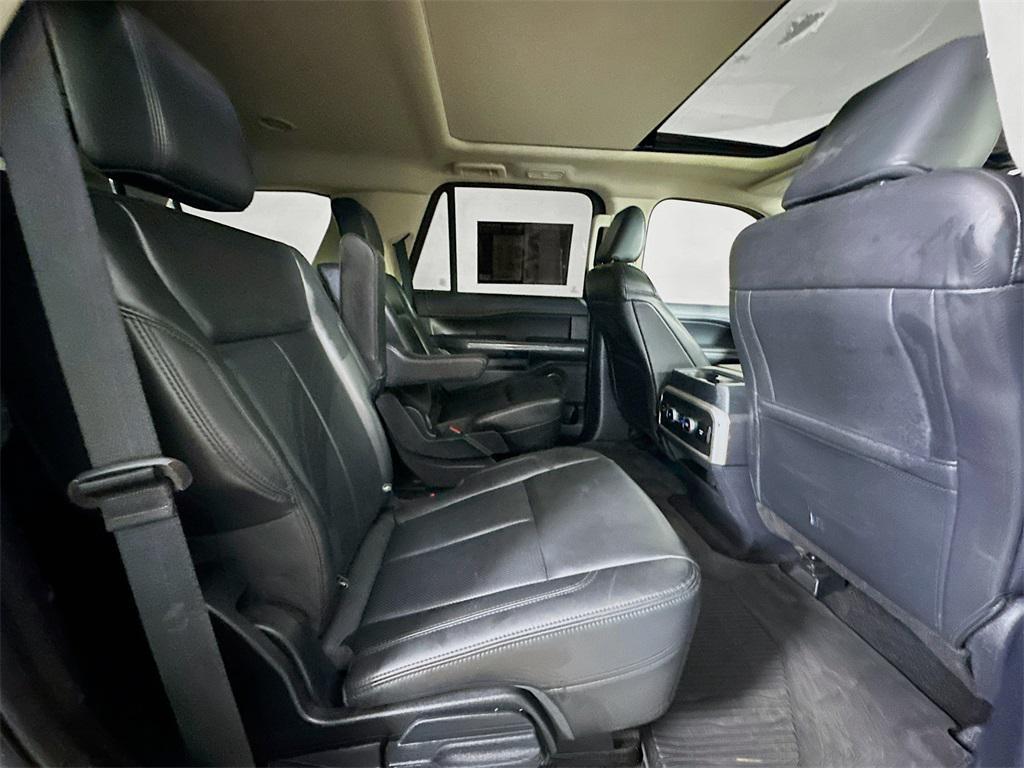 used 2022 Ford Expedition car, priced at $32,900