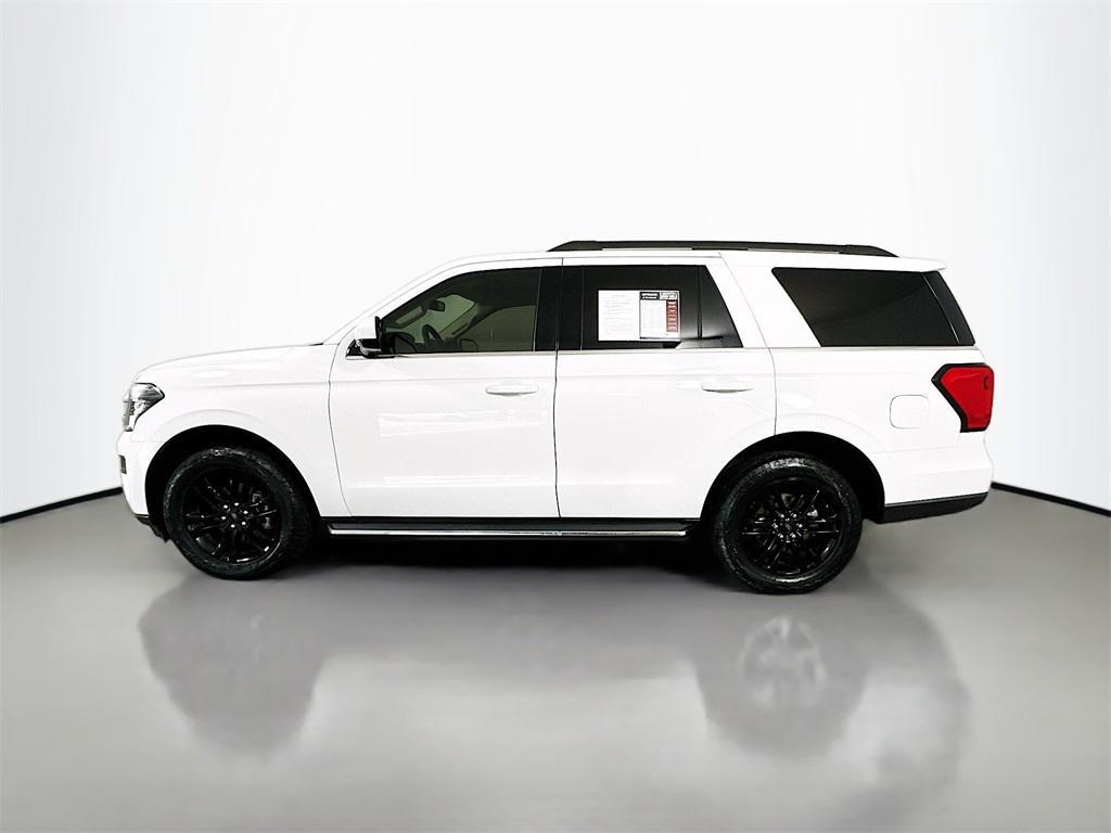 used 2022 Ford Expedition car, priced at $32,900