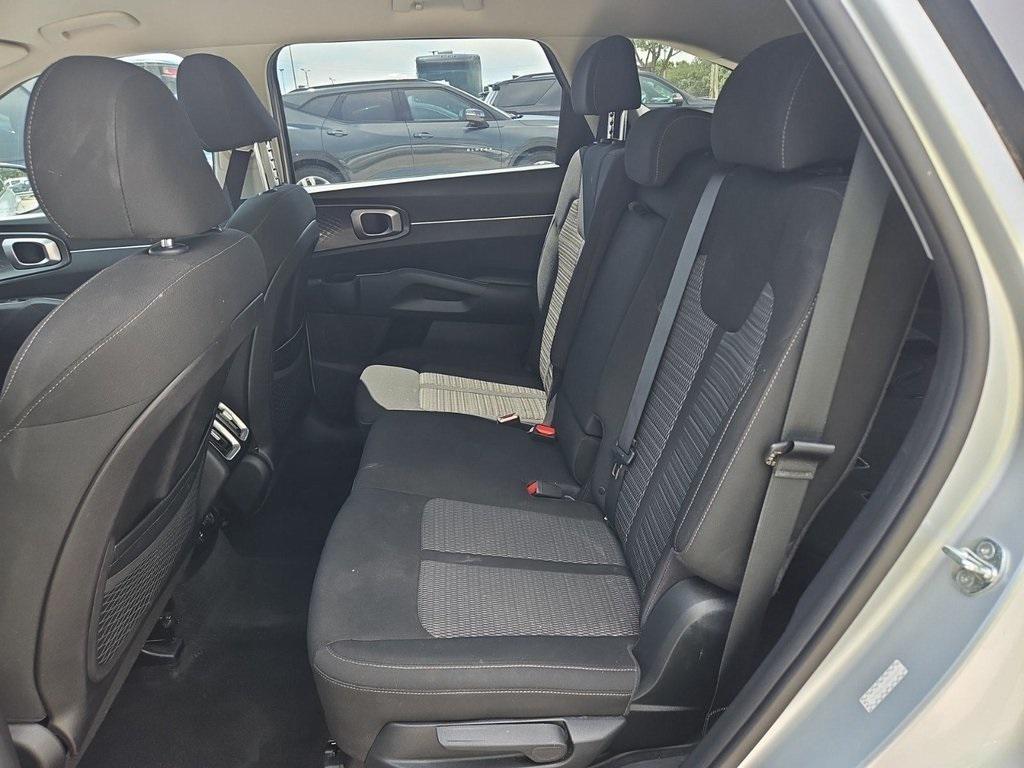 used 2021 Kia Sorento car, priced at $17,954