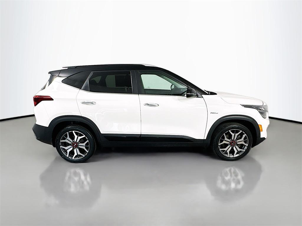 used 2021 Kia Seltos car, priced at $18,999