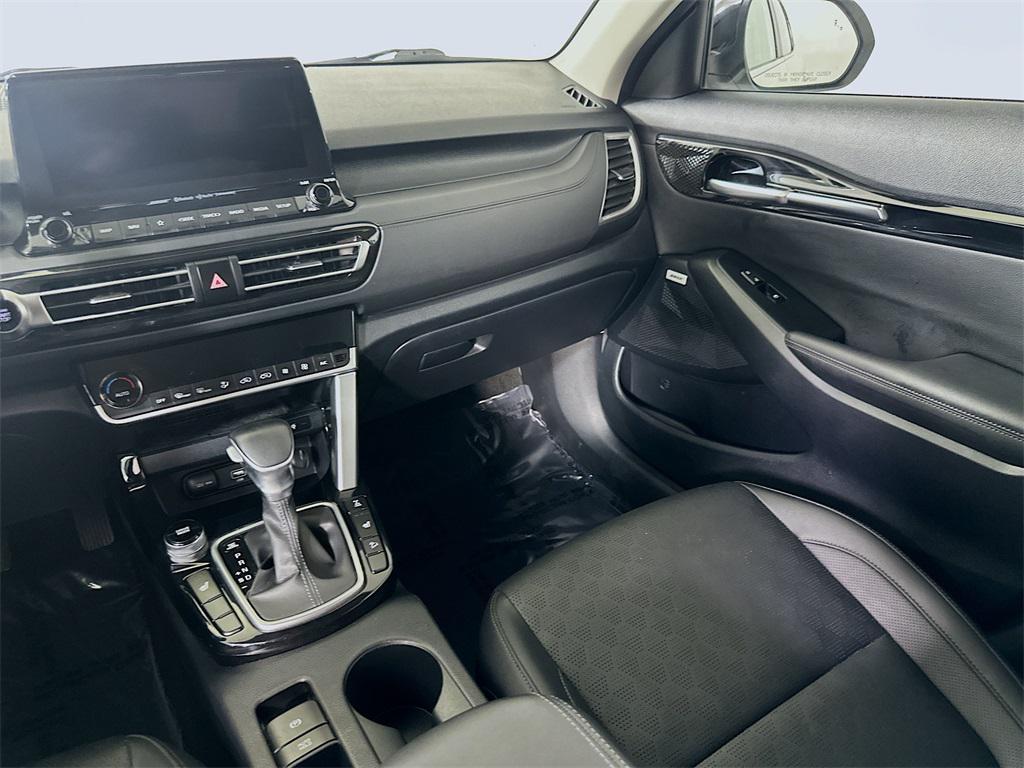 used 2021 Kia Seltos car, priced at $18,999