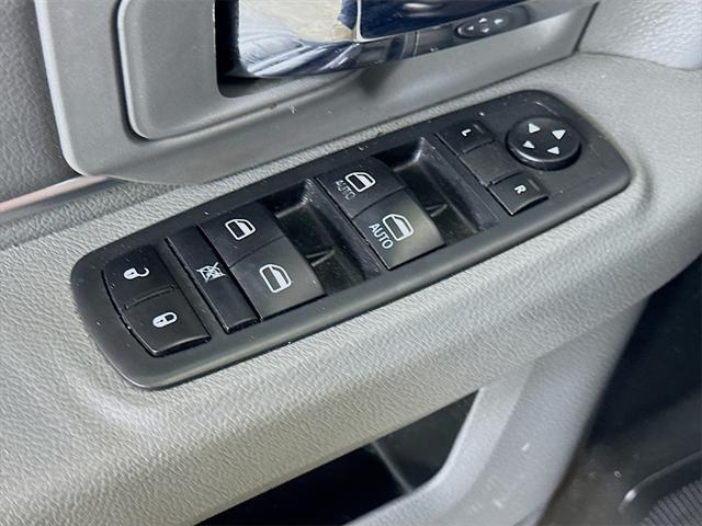 used 2020 Ram 1500 Classic car, priced at $23,999