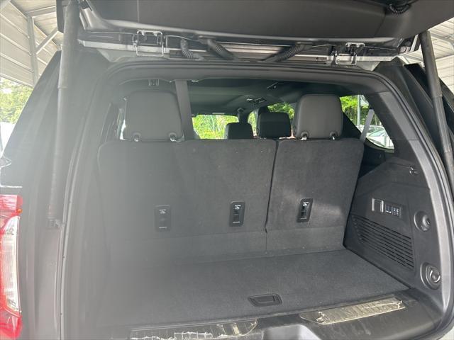 used 2024 GMC Yukon car, priced at $69,989