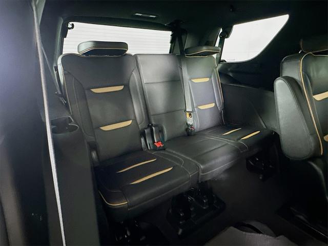 used 2024 GMC Yukon car, priced at $69,989