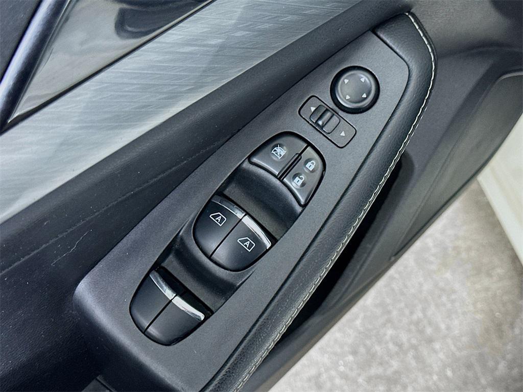 used 2018 Nissan Maxima car, priced at $14,900