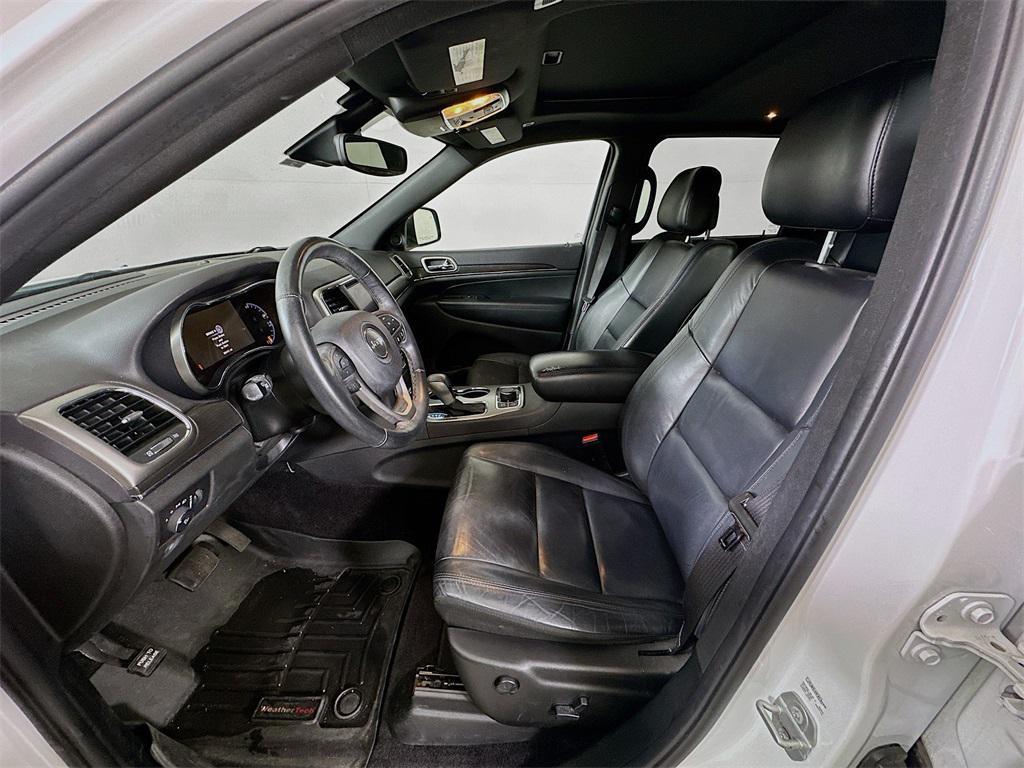 used 2018 Jeep Grand Cherokee car, priced at $17,134