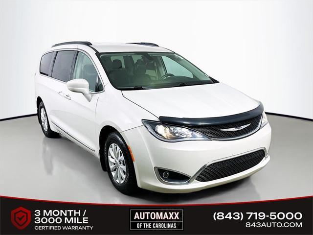 used 2017 Chrysler Pacifica car, priced at $13,401
