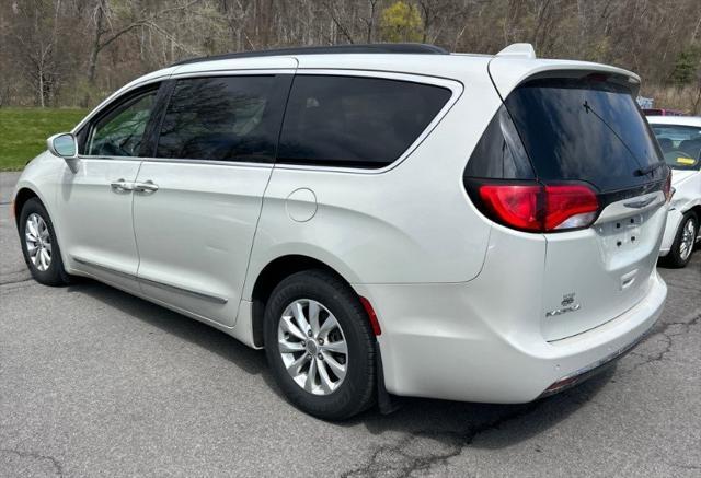used 2017 Chrysler Pacifica car, priced at $13,700