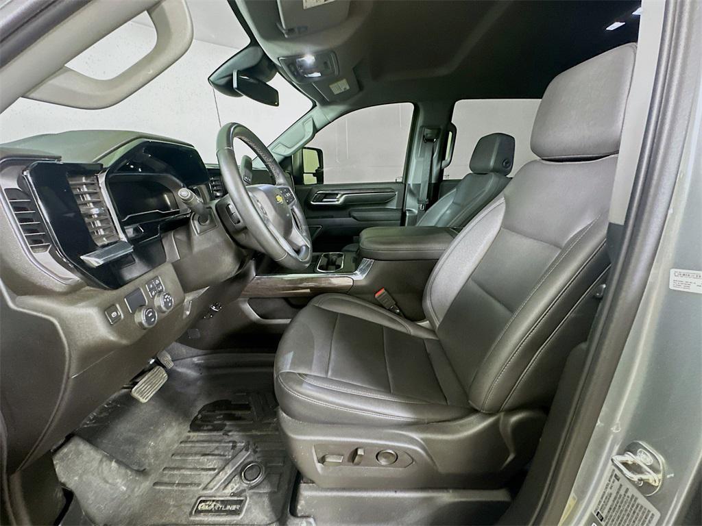 used 2024 Chevrolet Silverado 2500 car, priced at $62,900