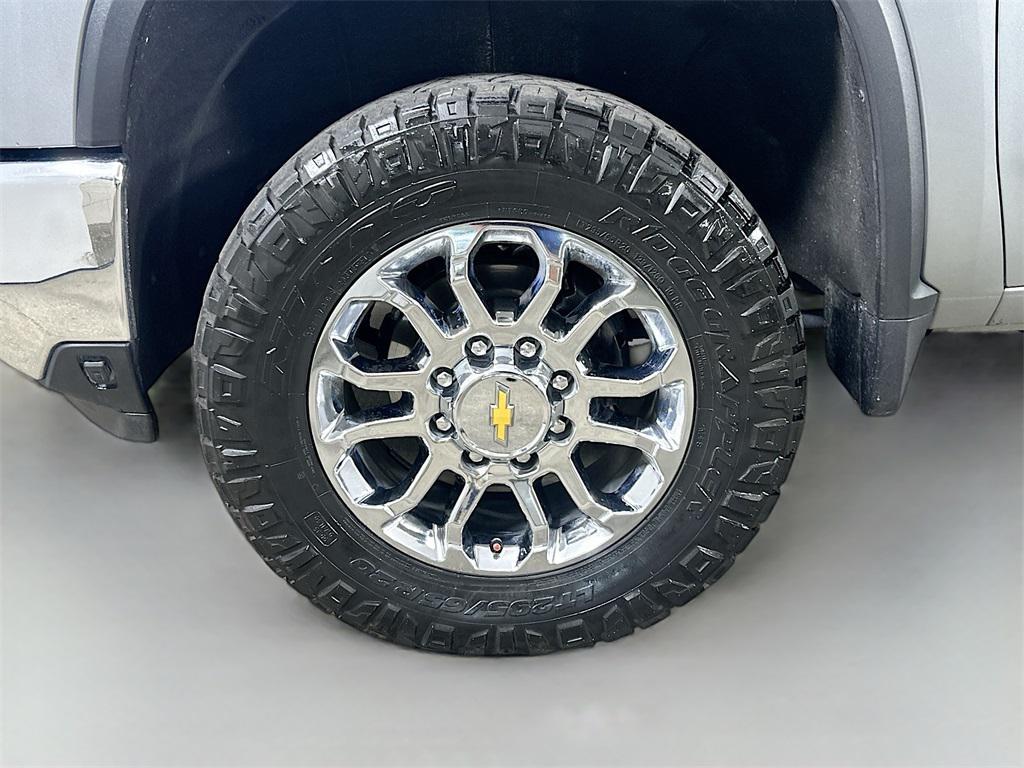 used 2024 Chevrolet Silverado 2500 car, priced at $62,900