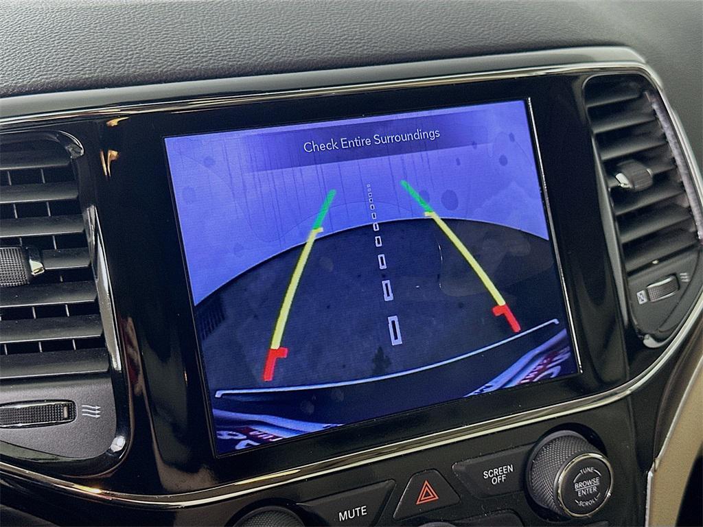 used 2020 Jeep Grand Cherokee car, priced at $20,271