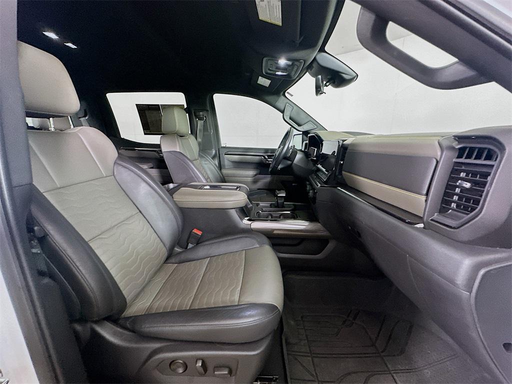 used 2022 Chevrolet Silverado 1500 car, priced at $47,600