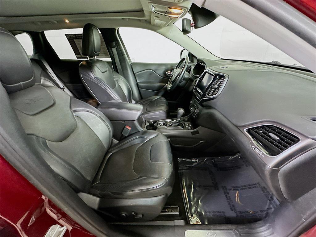 used 2019 Jeep Cherokee car, priced at $14,573