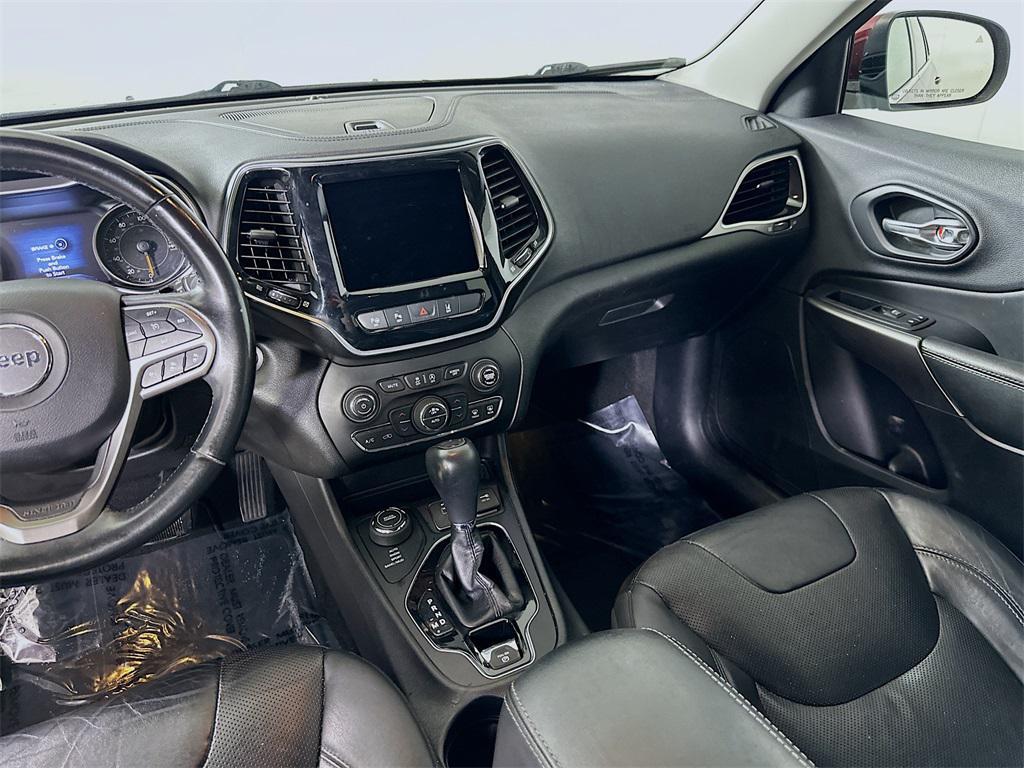 used 2019 Jeep Cherokee car, priced at $14,573