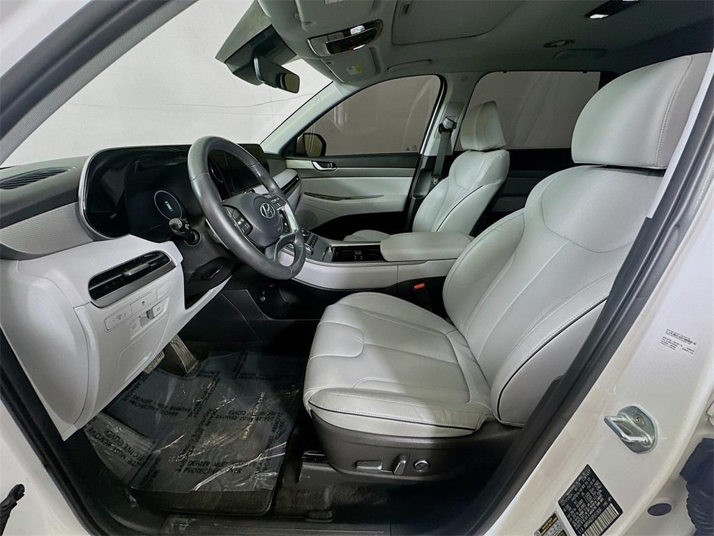 used 2023 Hyundai Palisade car, priced at $27,800