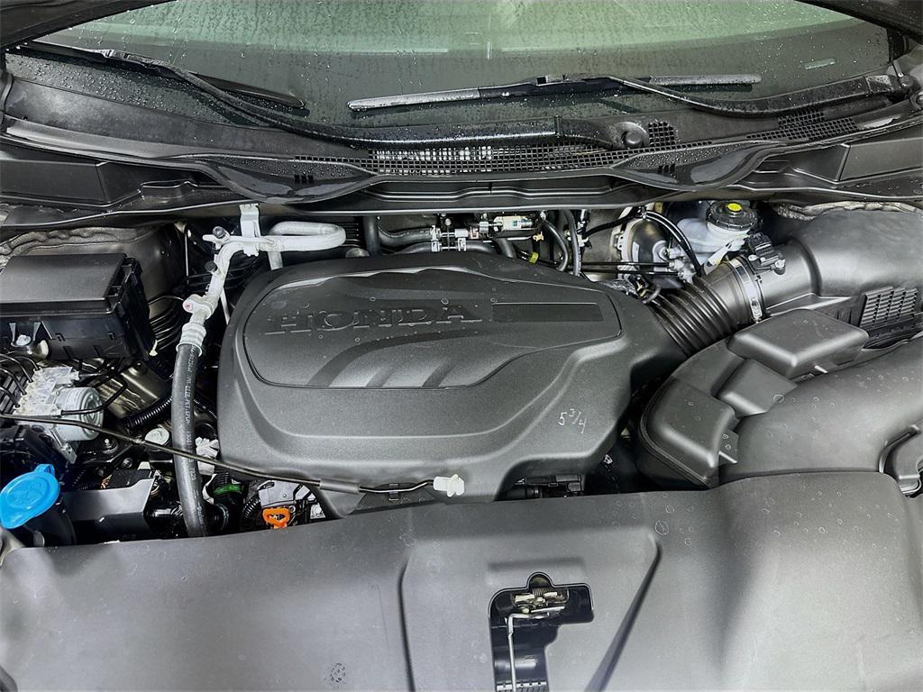 used 2022 Honda Odyssey car, priced at $32,400