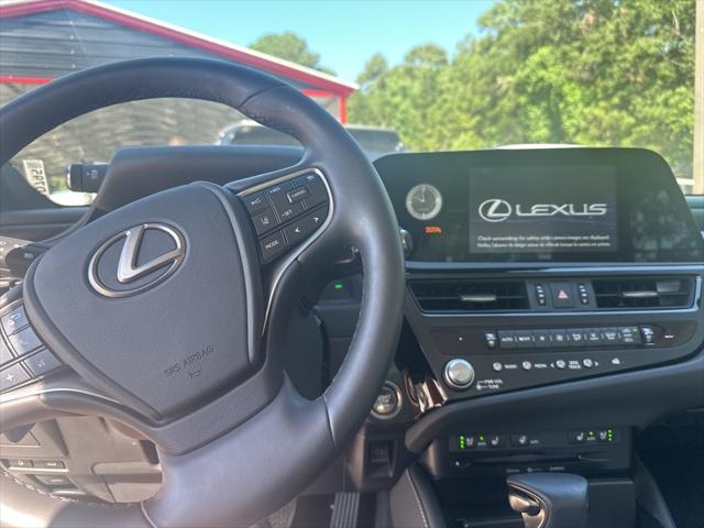 used 2022 Lexus ES 350 car, priced at $37,637