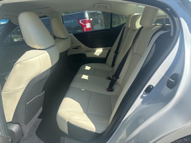 used 2022 Lexus ES 350 car, priced at $37,637