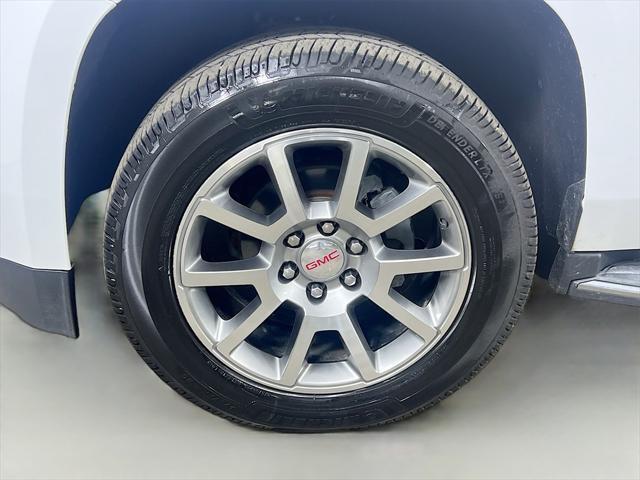 used 2019 GMC Yukon XL car, priced at $30,390