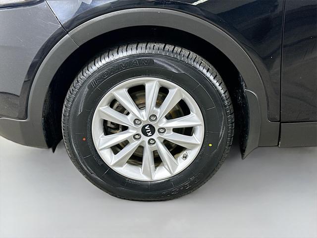 used 2019 Kia Sorento car, priced at $17,500