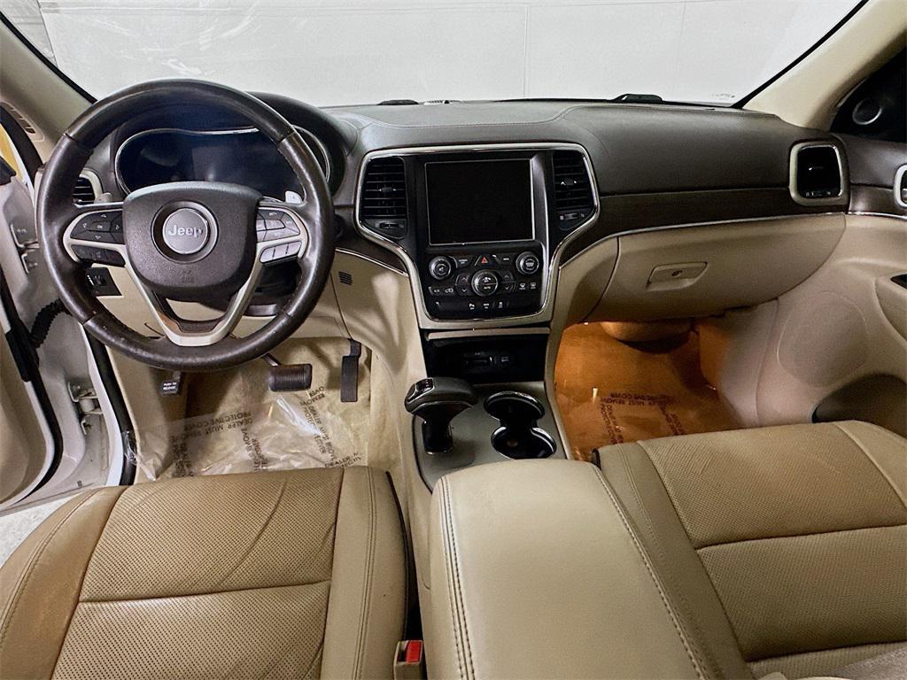 used 2015 Jeep Grand Cherokee car, priced at $14,781