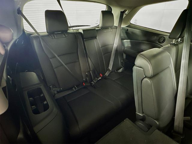 used 2022 Honda Pilot car, priced at $33,700
