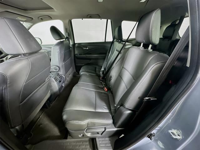 used 2022 Honda Pilot car, priced at $33,700