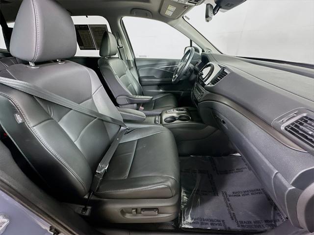 used 2022 Honda Pilot car, priced at $33,700