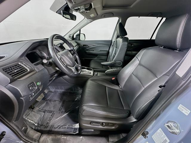 used 2022 Honda Pilot car, priced at $33,700
