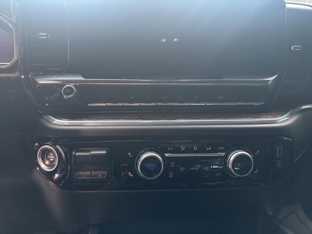 used 2022 GMC Sierra 1500 car, priced at $42,360