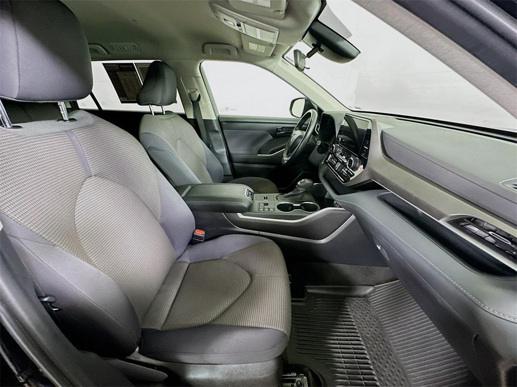 used 2023 Toyota Highlander car, priced at $29,377