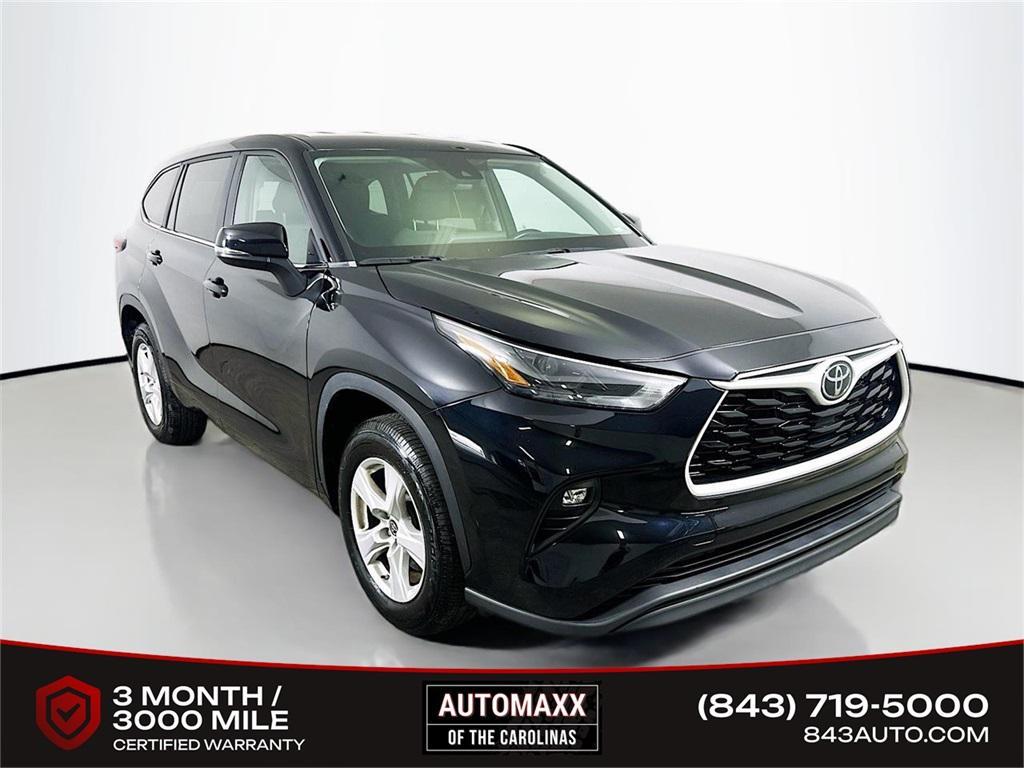 used 2023 Toyota Highlander car, priced at $29,400