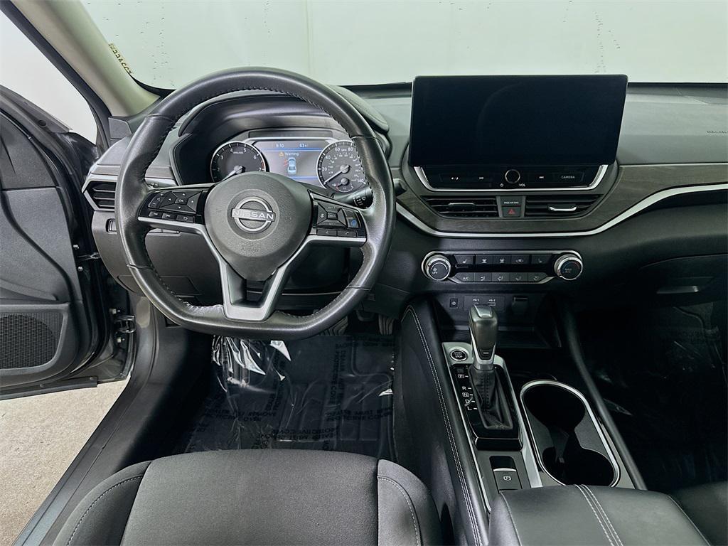 used 2023 Nissan Altima car, priced at $18,499