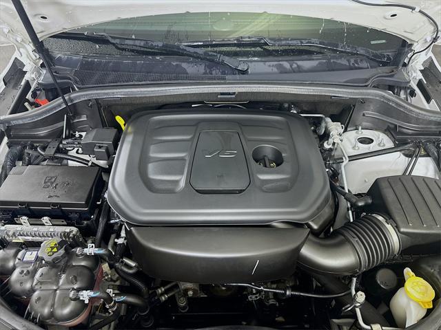 used 2021 Jeep Grand Cherokee car, priced at $32,485