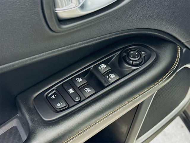 used 2020 Jeep Compass car, priced at $17,400