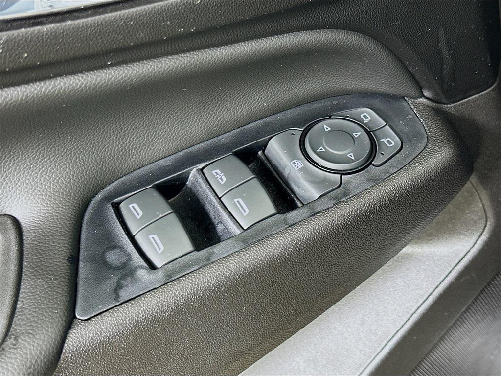 used 2019 Chevrolet Equinox car, priced at $19,633