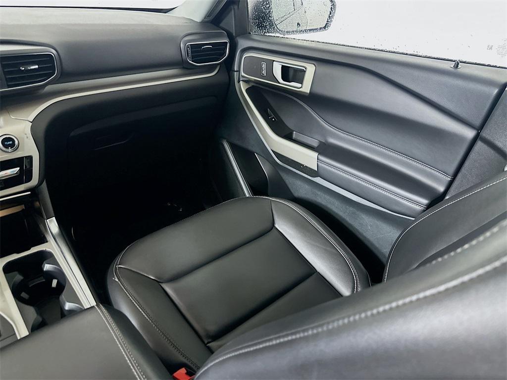 used 2023 Ford Explorer car, priced at $27,999