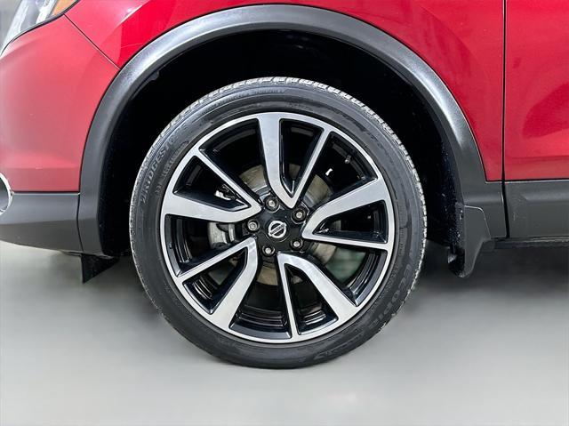 used 2019 Nissan Rogue Sport car, priced at $18,400