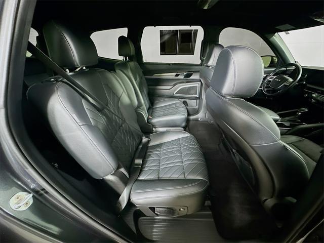 used 2023 Kia Telluride car, priced at $37,398