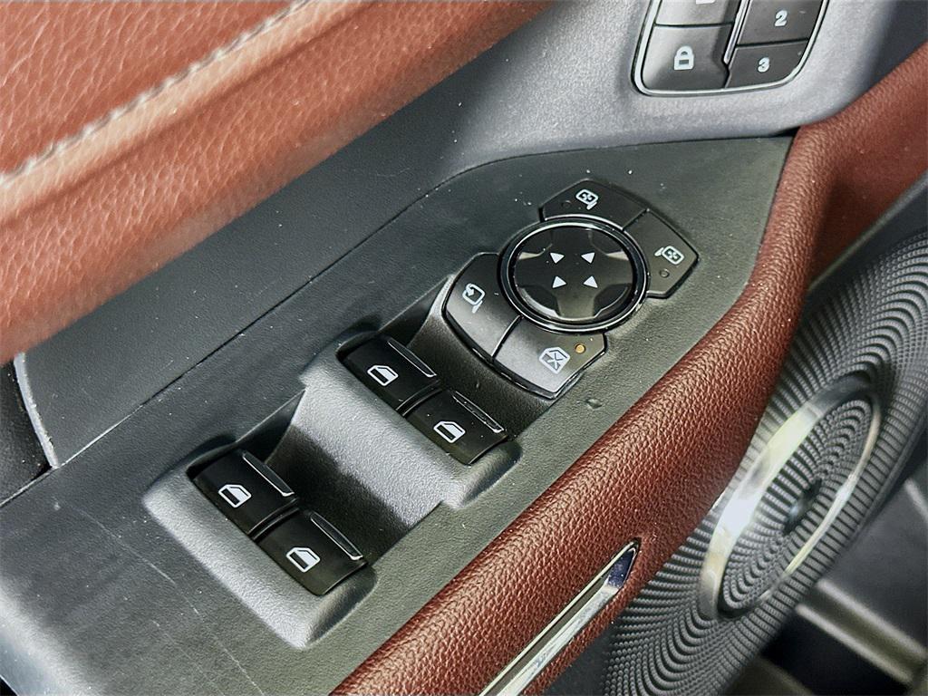 used 2024 Ford Expedition car, priced at $42,830