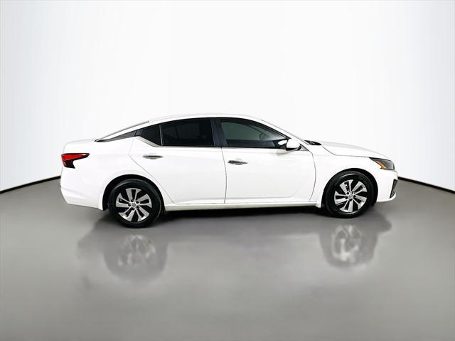 used 2023 Nissan Altima car, priced at $21,816