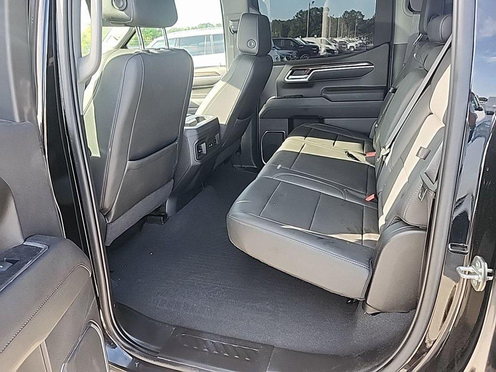 used 2022 Chevrolet Silverado 1500 car, priced at $43,584